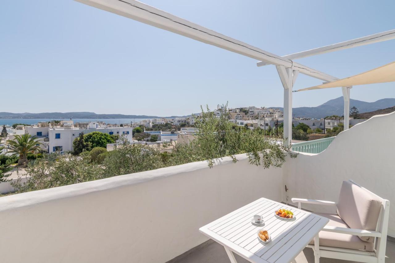 Thalassitra Private Pool Suites Adamantas  Exterior foto