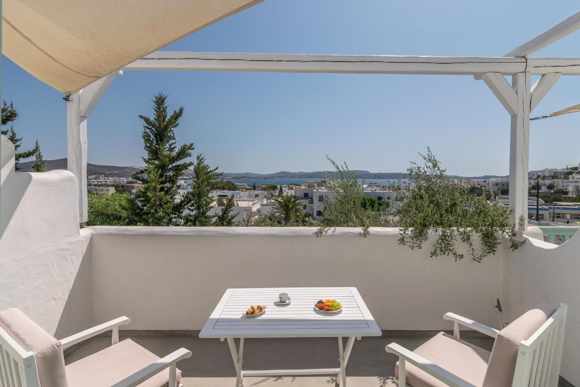 Thalassitra Private Pool Suites Adamantas  Exterior foto