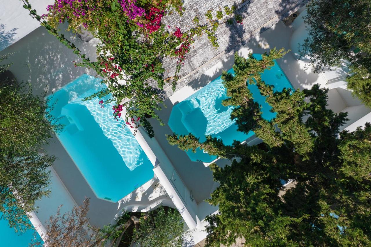 Thalassitra Private Pool Suites Adamantas  Exterior foto